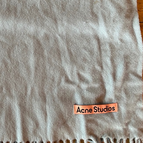 Baby blue acne scarf - Picture 1 of 1